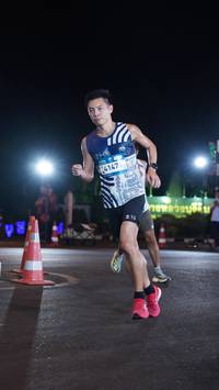 BIB: 4147, 652
                            <button type="button" onclick="openModal(23007879)" class="btn btn-primary btn-sm float-right btn-popup" data-toggle="modal" data-target=".modal-high-quality">
                        <i class="fas fa-shopping-cart"></i> Add to Cart
                    </button>
                                            <button type="button" onclick="isThisMe(23007879, true)" class="btn btn-success btn-sm float-right btn-popup btn-isme hidden" data-toggle="tooltip" data-placement="bottom" title="นี่คือรูปของคุณใช่ไหม คลิกที่นี่เพื่อเอาเข้าอัลบั้ม">
                        <i class="fas fa-plus"></i> Add to album
                    </button>
                    <button type="button" onclick="isThisMe(23007879, false)" class="btn btn-warning btn-sm float-right btn-popup btn-isnotme hidden">
                        <i class="fas fa-ban"></i> Remove from album
                    </button>